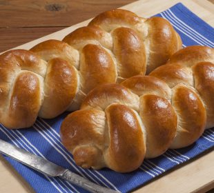 Challah bread