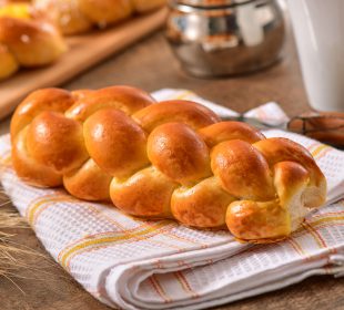 Challah bread