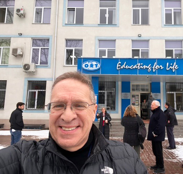 Associated Neil Katz On the Ground in Moldova Associated