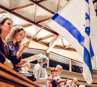Women with Israeli flag
