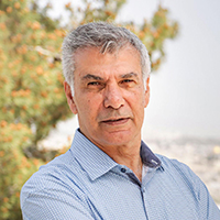 Avi Melamed headshot