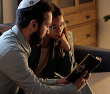 The Jewish Library of Baltimore’s Chanukah Reading List