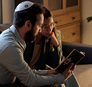 The Jewish Library of Baltimore’s Chanukah Reading List