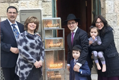 Linda Elman with her family