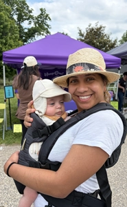 Lindsey Jeanniton with her baby
