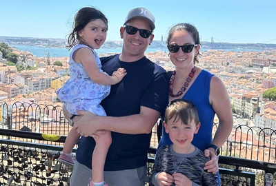 Glenn Gordon with his wife, Sarah, and their 2 children.